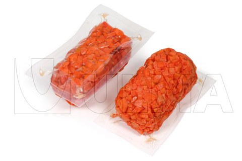 Barazkiak zatituta eta osorik termoformatuan eta atmosfera eraldatuan (MAP) ontziratzea, film malguarekin Barazkiak zatituta eta osorik termoformatuan eta atmosfera eraldatuan (MAP) ontziratzea, film malguarekin